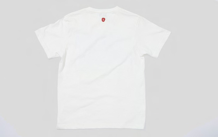 絵本Tシャツ「はらぺこあおむし」